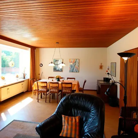 Ralf Becker Nr5 アパート *